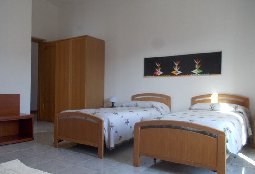 Номер Стандарт Трехместный, Sa 'e Jana