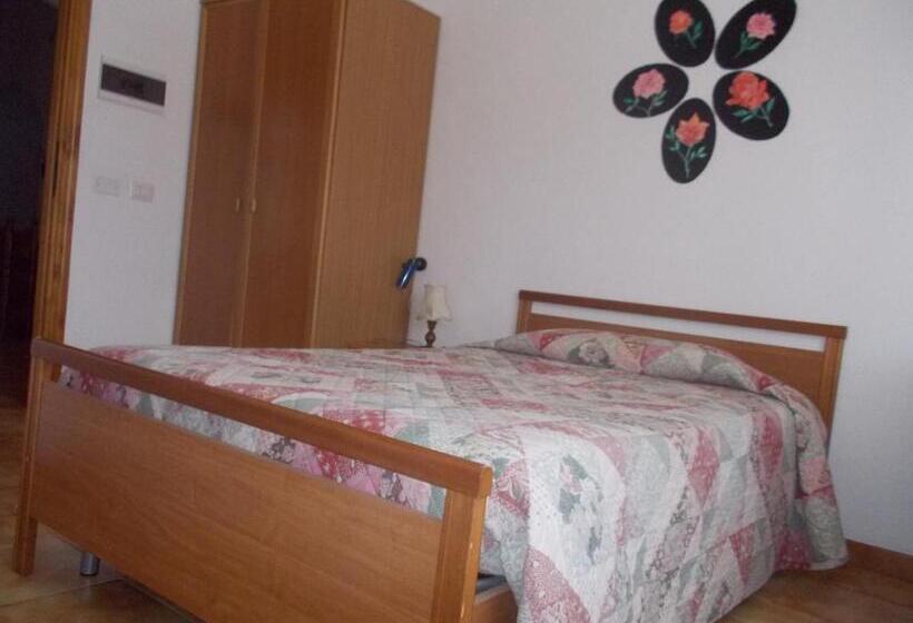 Номер Стандарт Индивидуальный, Sa 'e Jana