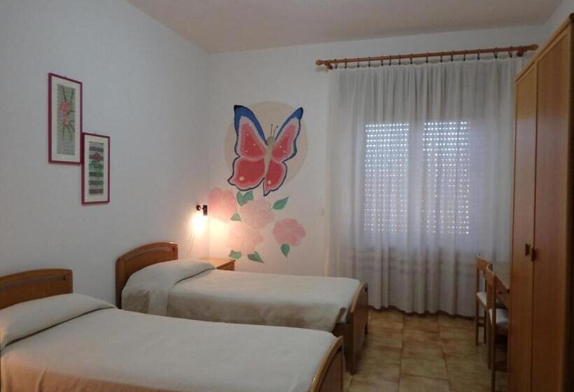 Номер Стандарт с Балконом, Sa 'e Jana