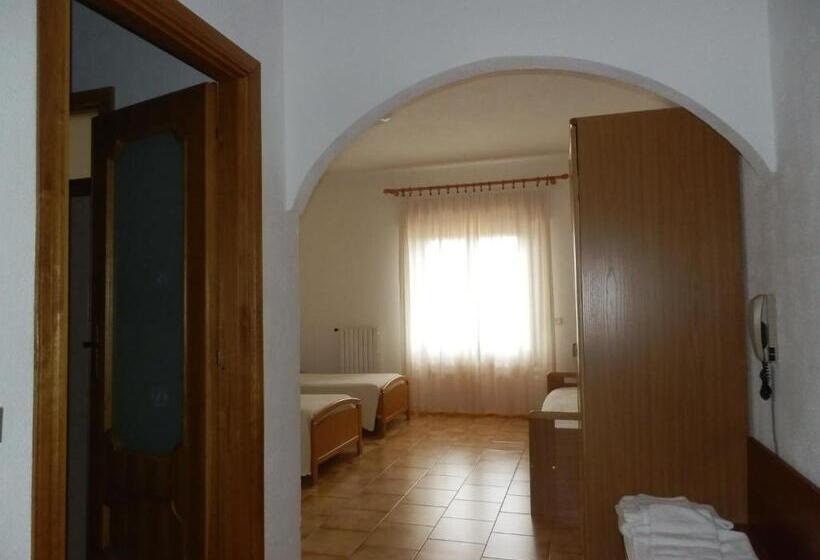 Номер Стандарт Трехместный, Sa 'e Jana