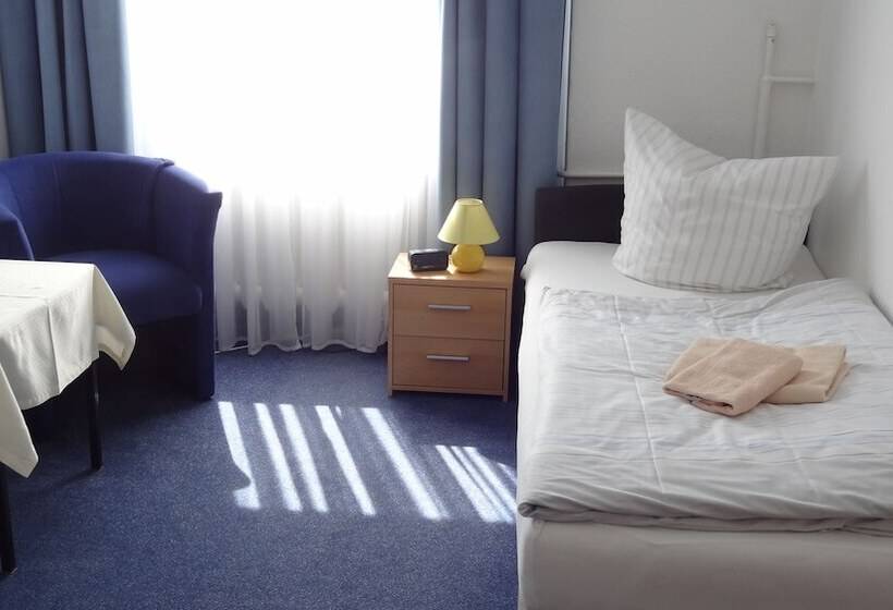 スタンダードシングルルーム, Waldschloss Parow