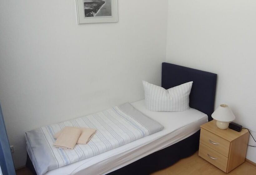 スタンダードシングルルーム, Waldschloss Parow