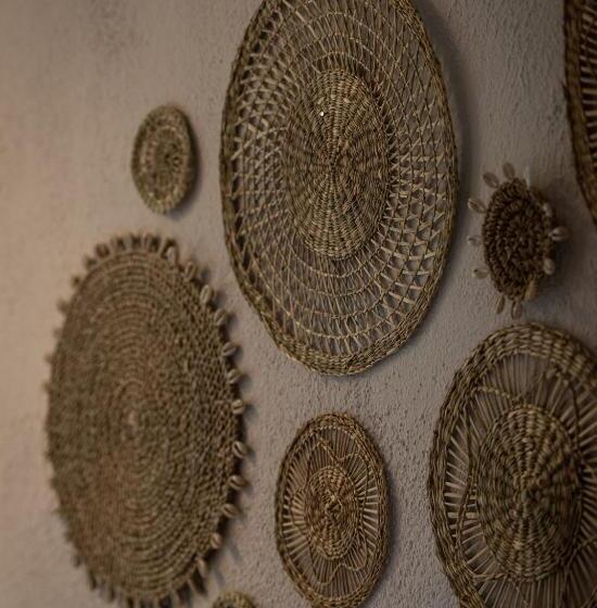 דירת משפחה, Tsamakdas House