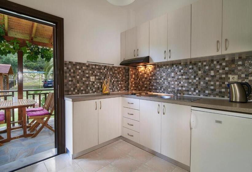 Апартаменты 2 Спальни, Tsamakdas House