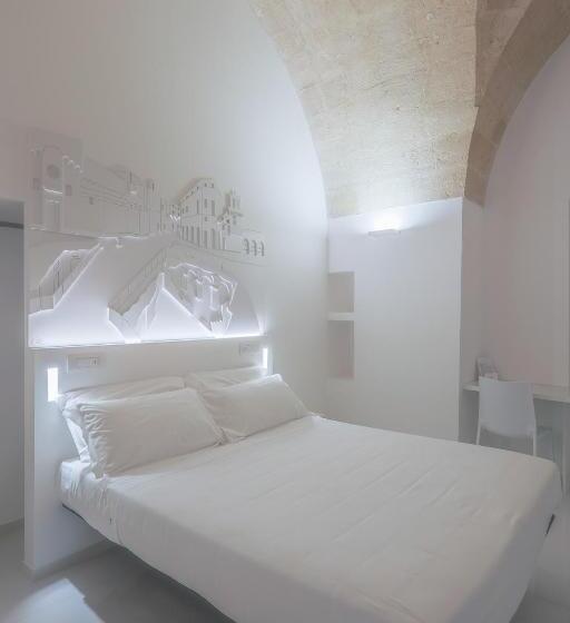 سوییت جونیور با بالکن, Vittorio Veneto Matera Luxury Rooms