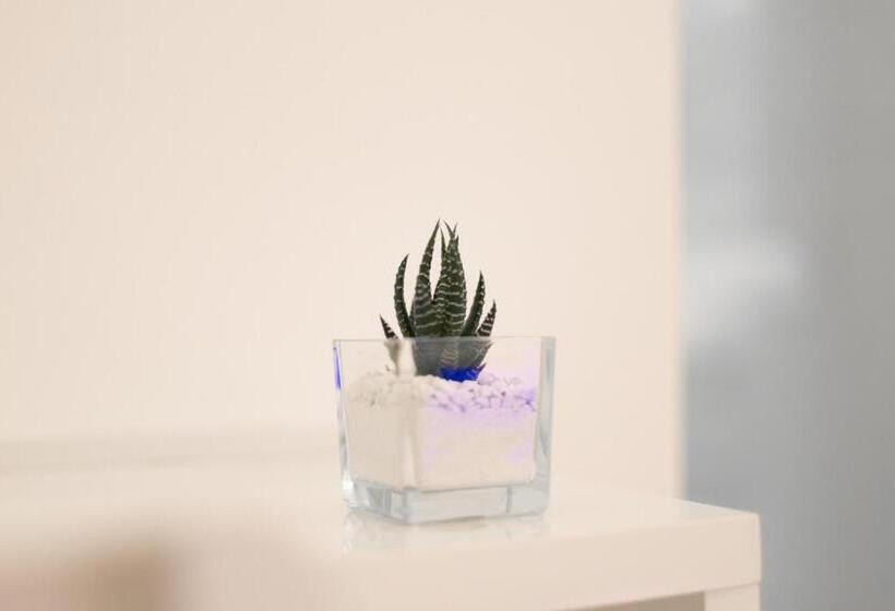 سوییت جونیور با بالکن, Vittorio Veneto Matera Luxury Rooms