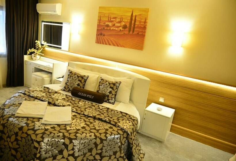 Habitació Estàndard, Aksan