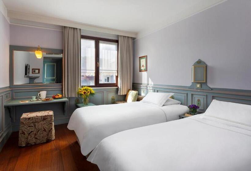 Quarto Estandar, Armada Istanbul Old City