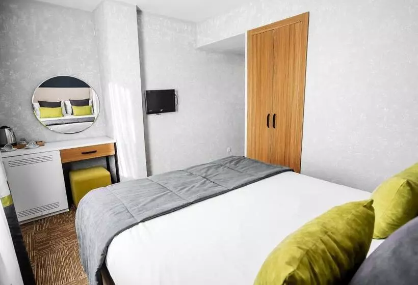 اتاق استاندارد یک نفره, Carlton Hotel Old City