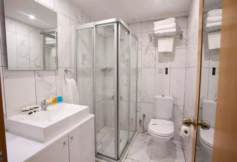 اتاق استاندارد یک نفره, Carlton Hotel Old City