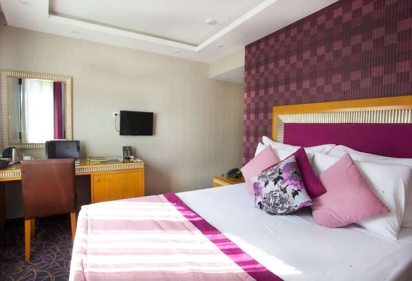 اتاق استاندارد یک نفره, Carlton Hotel Old City