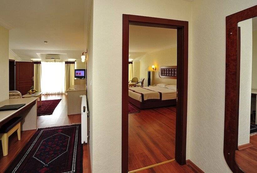 סוויטה אקזקיוטיב, Dinler Hotels Urgup