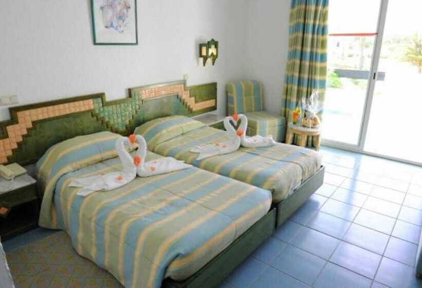غرفة قياسية ثلاثية, Djerba Holiday Beach