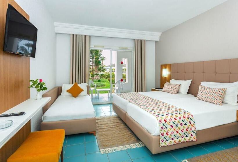 Номер Стандарт Трехместный, Djerba Holiday Beach