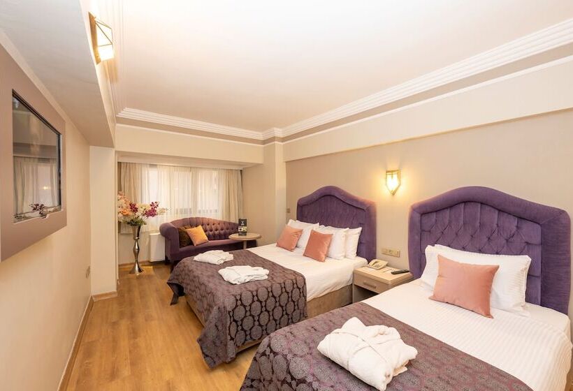 اتاق استاندارد سه نفره, Grand Anka