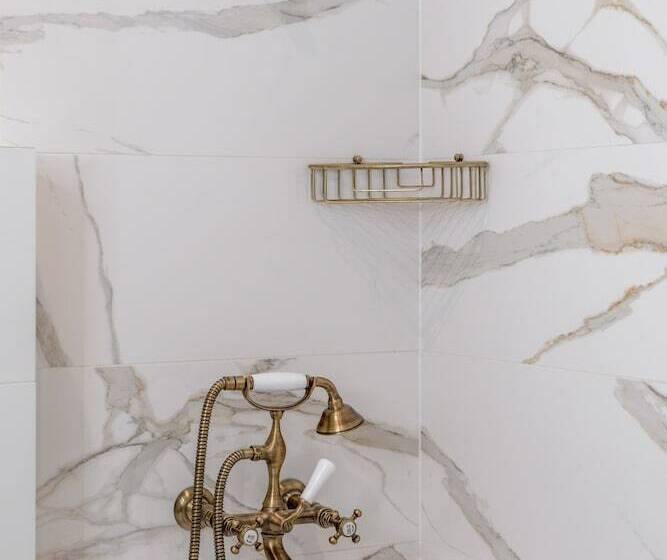 سوییت جونیور, Grand Hotel Lviv Casino & Spa