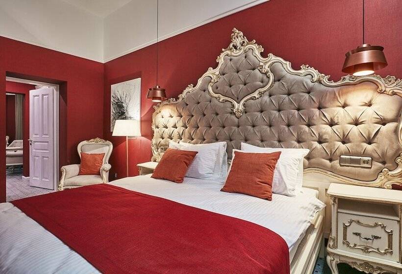 سوییت جونیور, Grand Hotel Lviv Casino & Spa