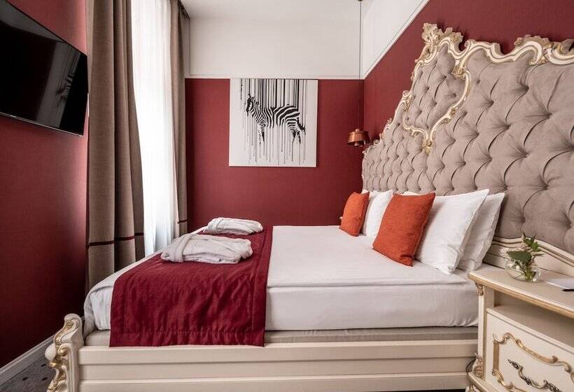 سوییت جونیور, Grand Hotel Lviv Casino & Spa