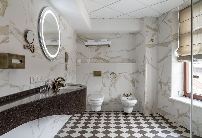 سوییت, Grand Hotel Lviv Casino & Spa