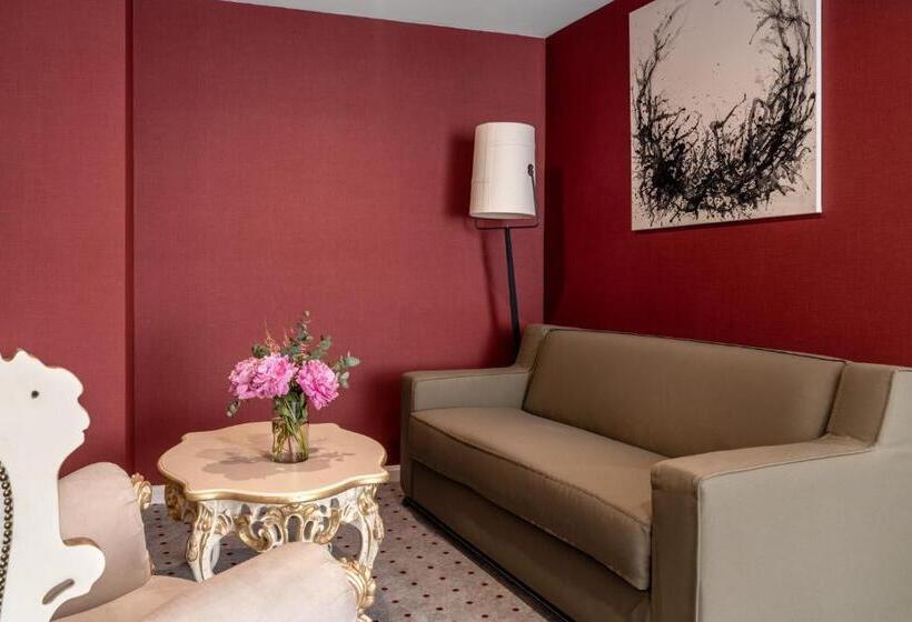 سوییت, Grand Hotel Lviv Casino & Spa