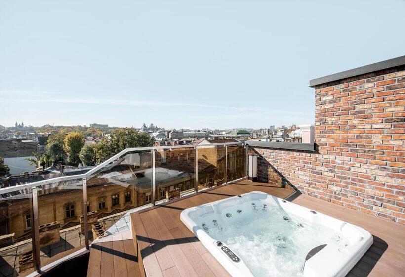 سوئیت پرزیدنت, Grand Hotel Lviv Casino & Spa