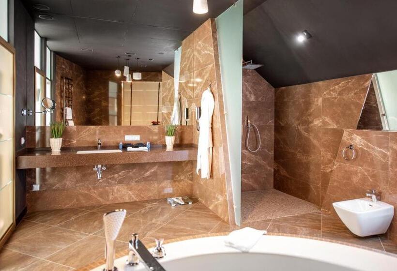 سوئیت پرزیدنت, Grand Hotel Lviv Casino & Spa