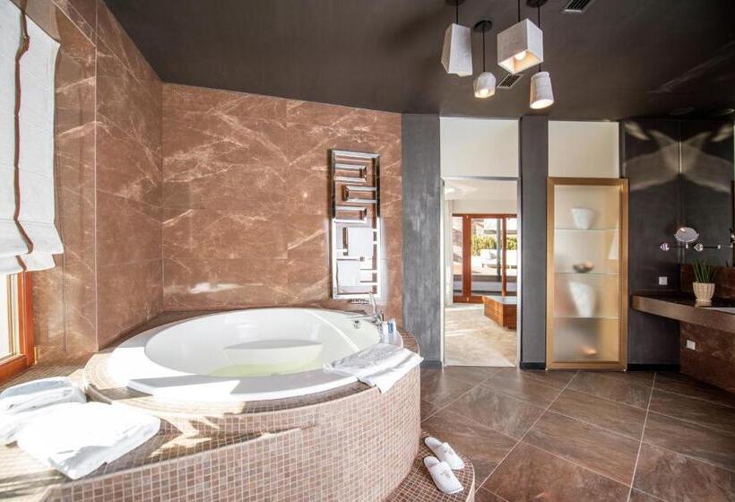 جناح رئاسى, Grand Hotel Lviv Casino & Spa
