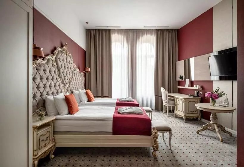 اتاق سوپریور با چشمانداز شهر, Grand Hotel Lviv Casino & Spa