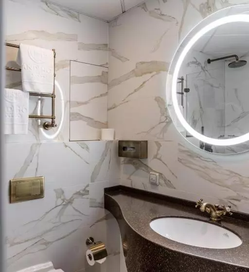 اتاق سوپریور با چشمانداز شهر, Grand Hotel Lviv Casino & Spa