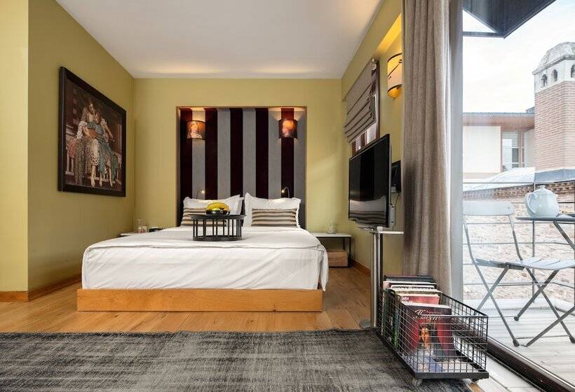 اتاق لوکس, Ibrahim Pasha