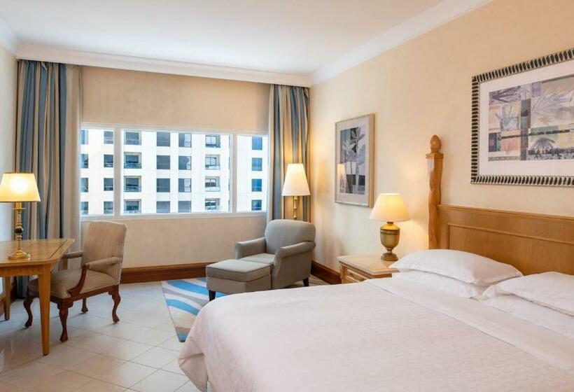 اتاق خانوادگی تودرتو, Sheraton Jumeirah Beach Resort