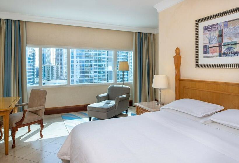 Номер Deluxe с Видом, Sheraton Jumeirah Beach Resort