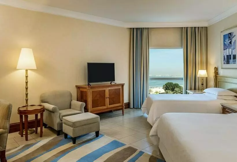 اتاق لوکس با چشم‌انداز دریا, Sheraton Jumeirah Beach Resort