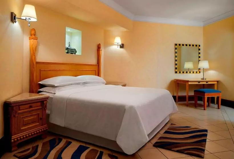 سوئیت جونیور با چشم‌انداز, Sheraton Jumeirah Beach Resort