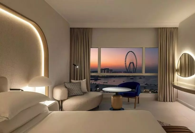 اتاق لوکس با چشم‌انداز دریا, Sheraton Jumeirah Beach Resort