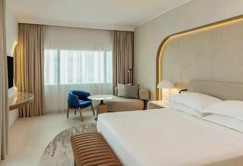اتاق کلوب با چشم‌انداز, Sheraton Jumeirah Beach Resort