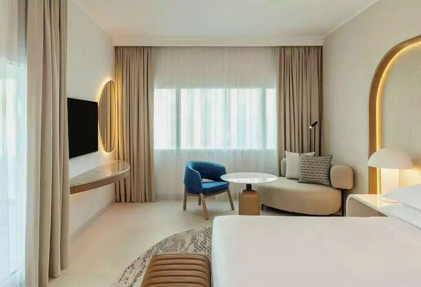 اتاق کلوب با چشم‌انداز, Sheraton Jumeirah Beach Resort