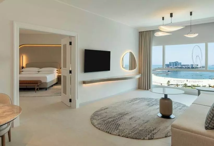 سوئیت پریمیوم با چشم‌انداز دریا, Sheraton Jumeirah Beach Resort