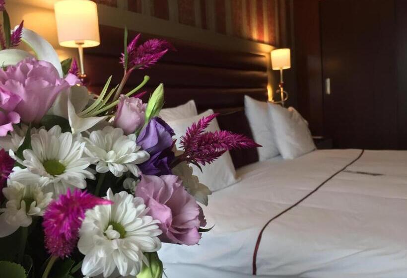 سوییت, Taksim Gonen