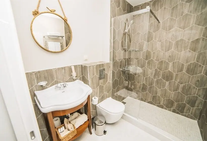 اتاق استاندارد با چشم‌انداز کوهستان, Hills Polyana Hotel & Spa