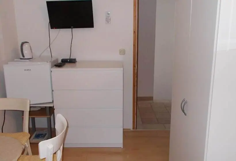 バス共有のスタンダードルーム, Guest House Accommodation Rupine