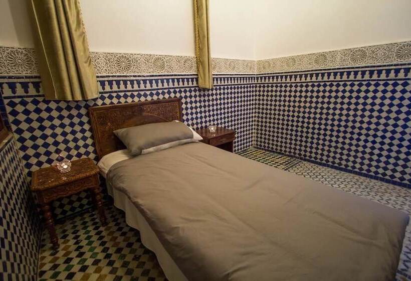 标准单人间, Dar El Mathaf