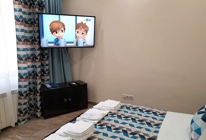 اتاق استاندارد, Plutus