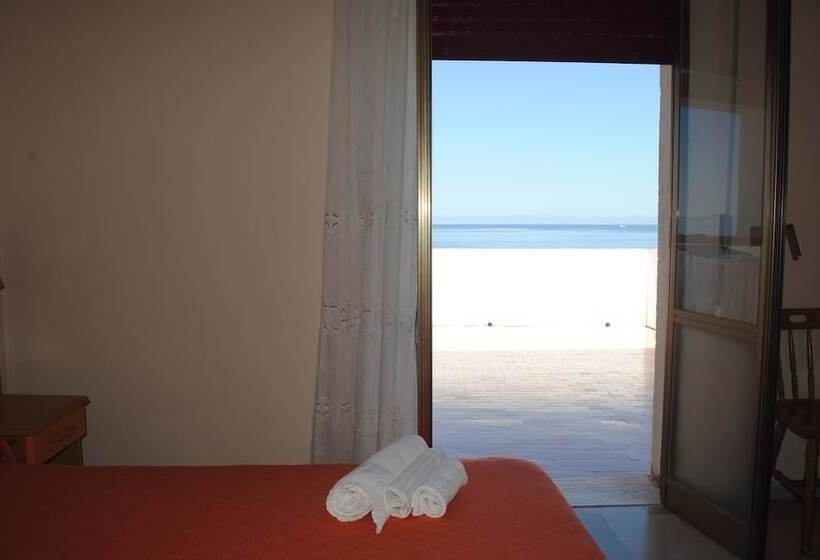 Triple Room Sea View, South Paradise