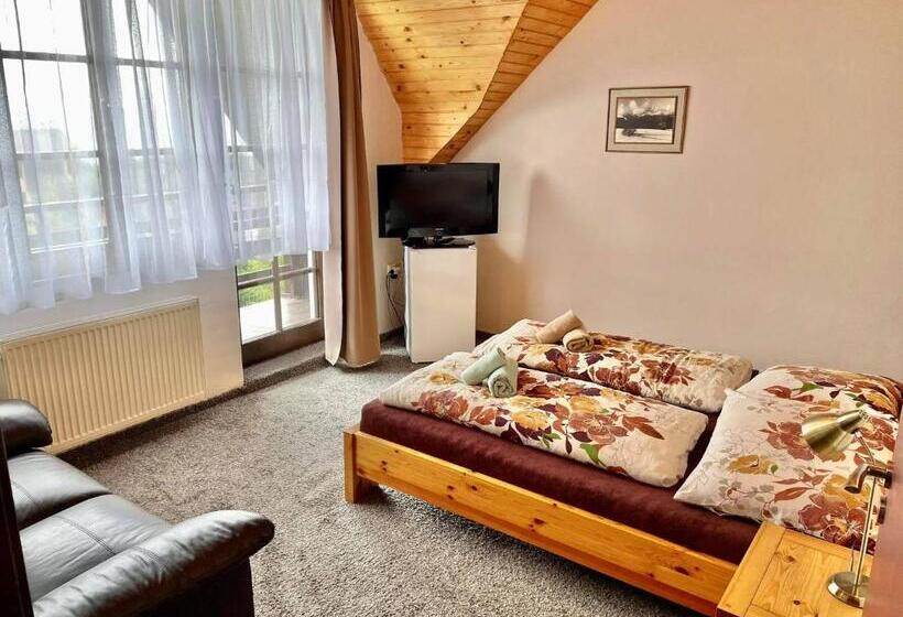 غرفة عائلية, Reitmayer