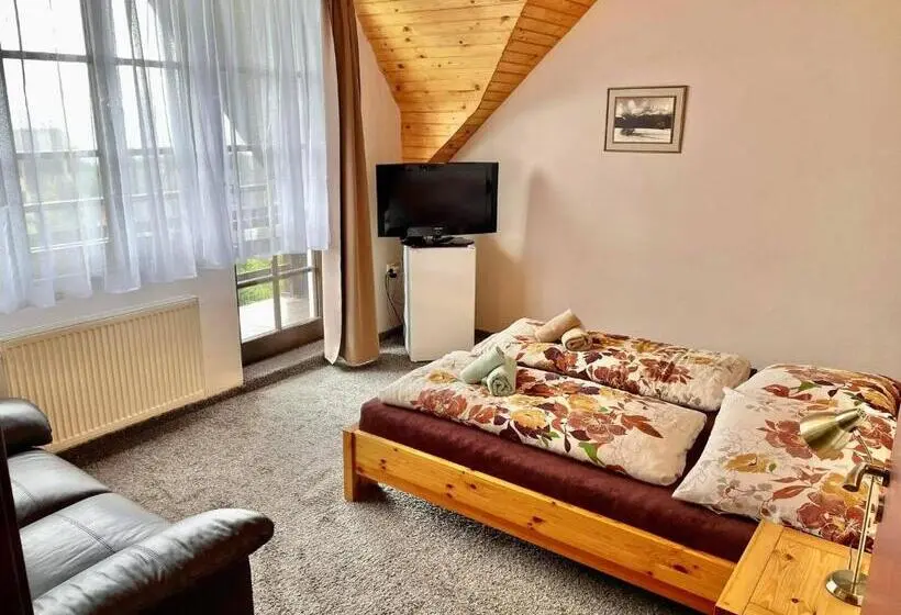 Perhehuone, Reitmayer