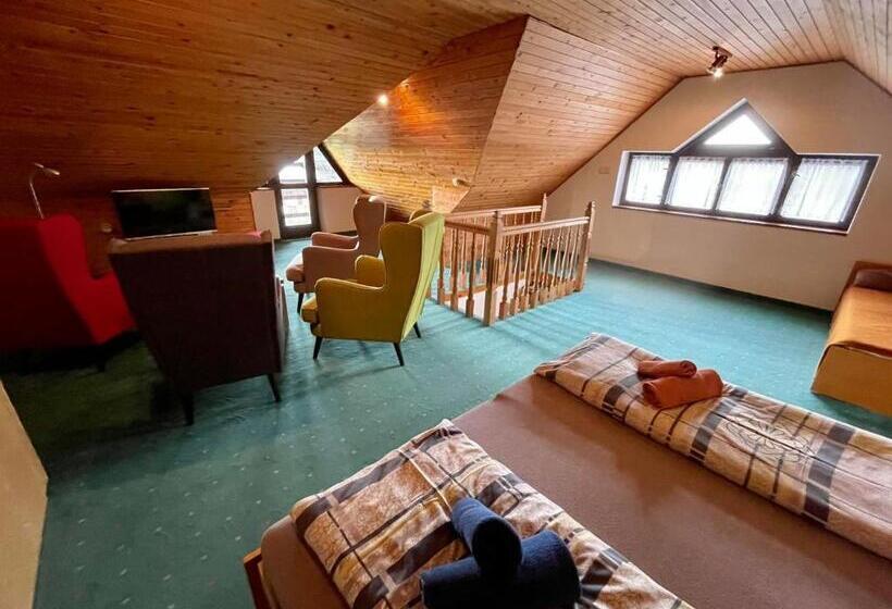 غرفة عائلية, Reitmayer