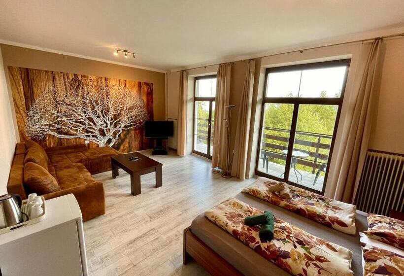 غرفة عائلية, Reitmayer