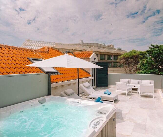 펜트하우스 스위트, Villa Orabelle