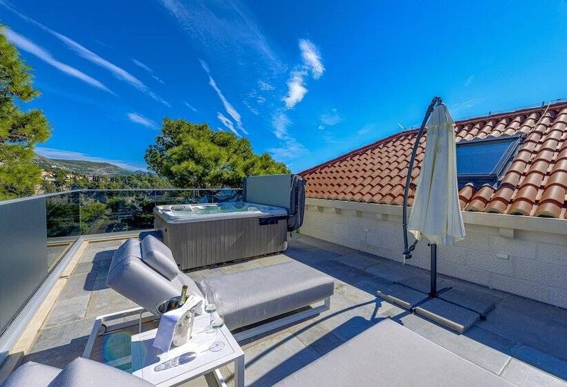 펜트하우스 스위트, Villa Orabelle